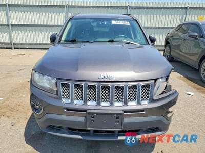 Piąte zdjęcie samochodu w środku: 2016 JEEP COMPASS LATITUDE VIN:1C4NJDEB5GD706999 - miniatura