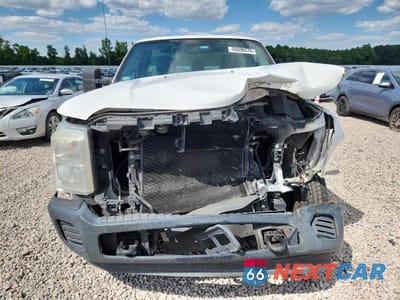 Piąte zdjęcie samochodu w środku: 2016 FORD F250 SUPER DUTY VIN:1FTBF2A67GEC06001 - miniatura