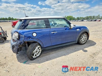 Trzecie zdjęcie samochodu z tyłu: 2015 MINI COOPER S VIN:WMWXP7C56F2A33995 - miniatura