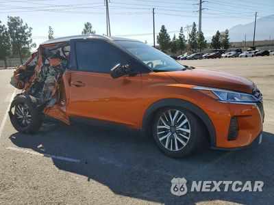 Czwarte zdjęcie samochodu z boku: 2023 NISSAN KICKS SV VIN:3N1CP5CV4PL561735 - miniatura