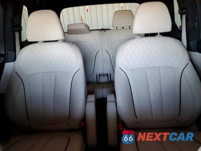 Zdjęcie 10 z 14 samochodu: 2023 BMW X7 M60I VIN:5UX33EM0XP9R55243 - miniatura
