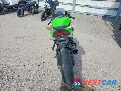 Czwarte zdjęcie samochodu z boku: 2025 KAWASAKI ZX636 K VIN:JKBZXJK12SA007324 - miniatura