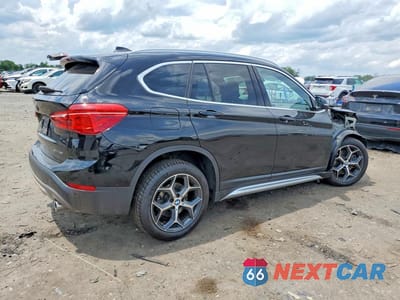 Trzecie zdjęcie samochodu z tyłu: 2019 BMW X1 XDRIVE28I VIN:WBXHT3C54K5L35418 - miniatura