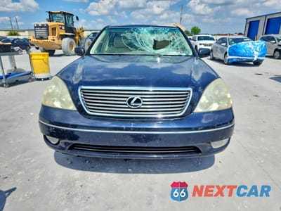 Piąte zdjęcie samochodu w środku: 2002 LEXUS LS 430 VIN:JTHBN30F420077455 - miniatura