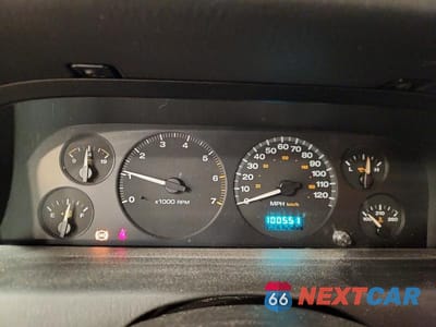 Zdjęcie 9 z 14 samochodu: 2004 JEEP GRAND CHEROKEE LAREDO VIN:1J4GW48S04C109874 - miniatura