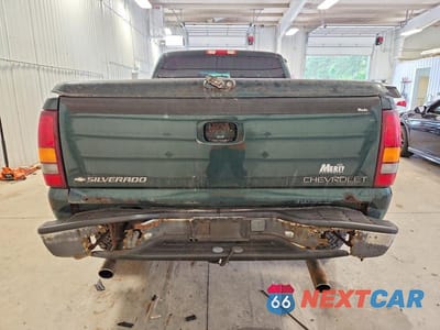 Zdjęcie 6 z 13 samochodu: 2001 CHEVROLET SILVERADO K1500 VIN:2GCEK19V711352096 - miniatura