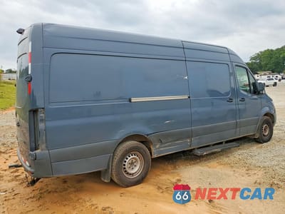 Trzecie zdjęcie samochodu z tyłu: 2019 MERCEDES-BENZ SPRINTER 2500/3500 DELIVERY VAN VIN:WD4PF1CD7KP145702 - miniatura