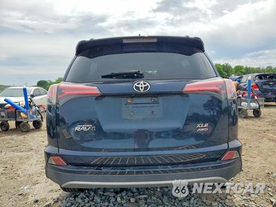 Zdjęcie 6 z 13 samochodu: 2018 TOYOTA RAV4 XLE VIN:JTMRFREV5JD235146 - miniatura