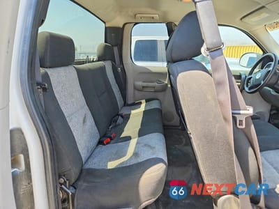 Zdjęcie 10 z 12 samochodu: 2007 CHEVROLET SILVERADO K2500 HEAVY DUTY VIN:1GCHK29K67E590974 - miniatura
