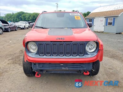 Piąte zdjęcie samochodu w środku: 2018 JEEP RENEGADE TRAILHAWK VIN:ZACCJBCB9JPG72587 - miniatura