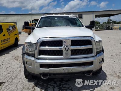 Piąte zdjęcie samochodu w środku: 2018 RAM 5500 VIN:3C7WRNFL4JG110581 - miniatura