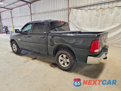 Drugie zdjęcie samochodu z przodu: 2018 RAM 1500 ST VIN:1C6RR6KG4JS313513 - miniatura