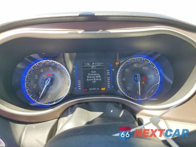 Zdjęcie 9 z 13 samochodu: 2023 CHRYSLER VOYAGER LX VIN:2C4RC1CG9PR553999 - miniatura