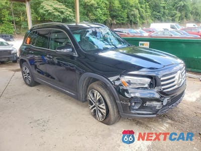 Czwarte zdjęcie samochodu z boku: 2025 MERCEDES-BENZ GLB 250 4MATIC VIN:W1N4M4HBXSW421400 - miniatura