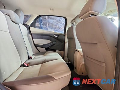 Zdjęcie 10 z 12 samochodu: 2013 FORD FOCUS SE VIN:1FADP3K26DL213753 - miniatura