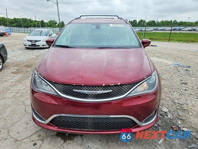 Piąte zdjęcie samochodu w środku: 2017 CHRYSLER PACIFICA TOURING L PLUS VIN:2C4RC1EG3HR656298 - miniatura