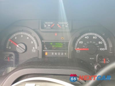 Zdjęcie 9 z 13 samochodu: 2010 FORD ECONOLINE E150 VAN VIN:1FTNE1EW1ADA58476 - miniatura