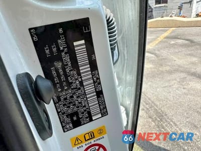 Zdjęcie 10 z 10 samochodu: 2019 LEXUS NX 300 BASE VIN:JTJBARBZ4K2179699 - miniatura