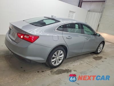 Trzecie zdjęcie samochodu z tyłu: 2024 CHEVROLET MALIBU LT VIN:1G1ZD5STXRF168635 - miniatura
