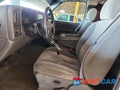 Zdjęcie 7 z 12 samochodu: 2003 CHEVROLET SILVERADO K1500 VIN:1GCEK19T53E325026 - miniatura