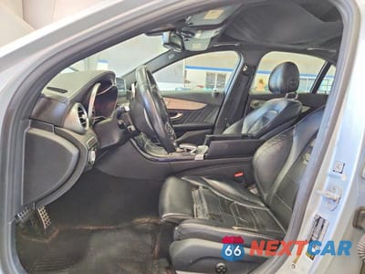 Zdjęcie 7 z 12 samochodu: 2015 MERCEDES-BENZ C 300 4MATIC VIN:55SWF4KB1FU095417 - miniatura