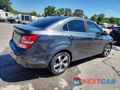 Trzecie zdjęcie samochodu z tyłu: 2019 CHEVROLET SONIC PREMIER VIN:1G1JF5SB6K4127757 - miniatura