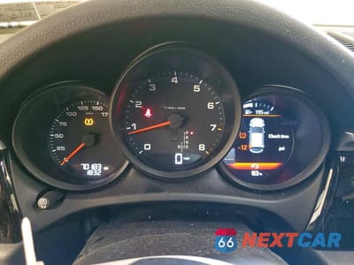 Zdjęcie 9 z 13 samochodu: 2020 PORSCHE MACAN VIN:WP1AA2A52LLB03803 - miniatura