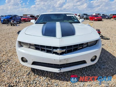 Piąte zdjęcie samochodu w środku: 2011 CHEVROLET CAMARO LT VIN:2G1FB1ED8B9113427 - miniatura