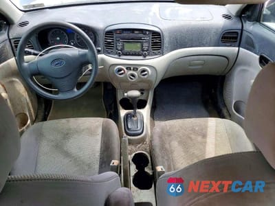 Zdjęcie 8 z 12 samochodu: 2010 HYUNDAI ACCENT GLS VIN:KMHCN4AC3AU494908 - miniatura