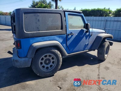 Trzecie zdjęcie samochodu z tyłu: 2015 JEEP WRANGLER SPORT VIN:1C4AJWAG8FL510474 - miniatura