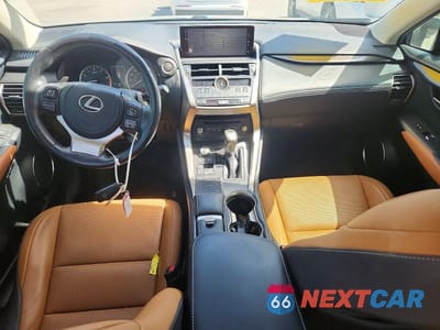 Zdjęcie 8 z 13 samochodu: 2021 LEXUS NX 300 BASE VIN:JTJGARBZ2M2195702 - miniatura