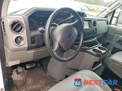 Zdjęcie 8 z 13 samochodu: 2011 FORD ECONOLINE E150 VAN VIN:1FTNE1EL2BDA59112 - miniatura