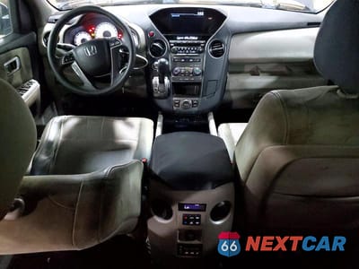 Zdjęcie 8 z 13 samochodu: 2015 HONDA PILOT SE VIN:5FNYF4H3XFB052561 - miniatura