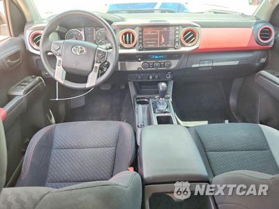 Zdjęcie 8 z 12 samochodu: 2021 TOYOTA TACOMA SR5 V6 VIN:3TYAZ5CN7MT003578 - miniatura