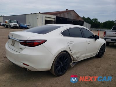 Trzecie zdjęcie samochodu z tyłu: 2018 MAZDA 6 TOURING VIN:JM1GL1VM2J1332217 - miniatura