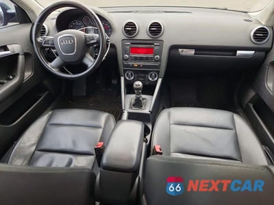 Zdjęcie 8 z 12 samochodu: 2011 AUDI A3 PREMIUM VIN:WAUFEAFM1BA020246 - miniatura
