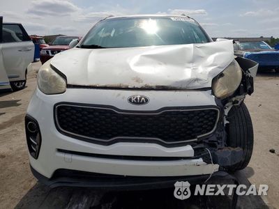Piąte zdjęcie samochodu w środku: 2017 KIA SPORTAGE EX VIN:KNDPN3AC3H7105662 - miniatura