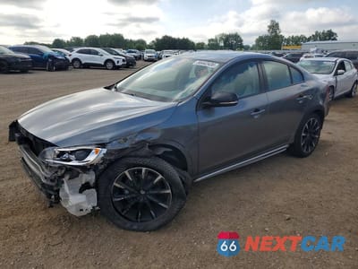 2016 VOLVO S60 CROSS COUNTRY T5 YV4612UM2G2001193 - główne zdjęcie licytacji z USA - miniatura
