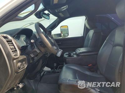 Piąte zdjęcie samochodu w środku: 2021 RAM 3500 VIN:3C7WRTCL8MG590461 - miniatura