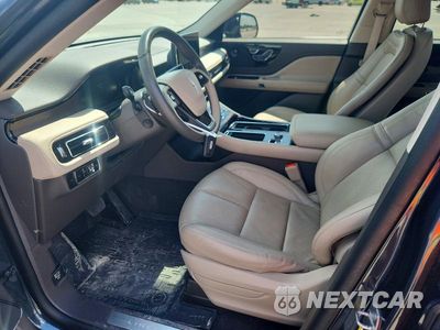 Zdjęcie 7 z 14 samochodu: 2023 LINCOLN AVIATOR RESERVE VIN:5LM5J7XC5PGL33476 - miniatura