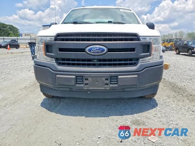 Piąte zdjęcie samochodu w środku: 2018 FORD F150 SUPER CAB VIN:1FTEX1C59JFA55625 - miniatura
