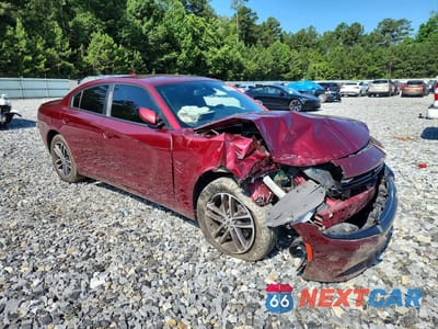 Czwarte zdjęcie samochodu z boku: 2019 DODGE CHARGER SXT VIN:2C3CDXJG6KH533334 - miniatura