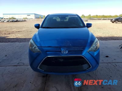 Piąte zdjęcie samochodu w środku: 2016 SCION IA BASE VIN:3MYDLBZV4GY131663 - miniatura