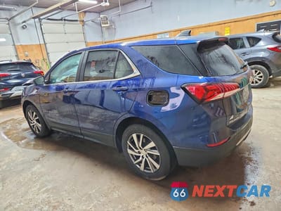 Drugie zdjęcie samochodu z przodu: 2023 CHEVROLET EQUINOX LT VIN:3GNAXUEG0PL195163 - miniatura
