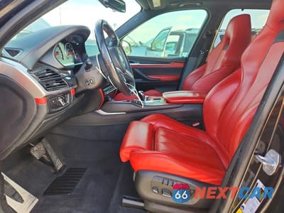 Zdjęcie 7 z 14 samochodu: 2016 BMW X5 M VIN:5YMKT6C54G0C89799 - miniatura