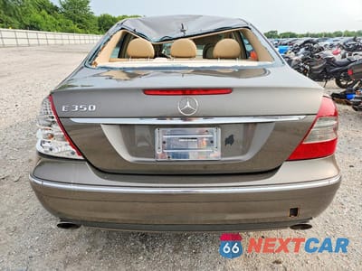 Zdjęcie 6 z 12 samochodu: 2009 MERCEDES-BENZ E 350 VIN:WDBUF56X39B407568 - miniatura