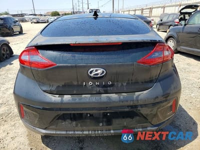 Zdjęcie 6 z 13 samochodu: 2017 HYUNDAI IONIQ LIMITED VIN:KMHC05LC4HU030229 - miniatura