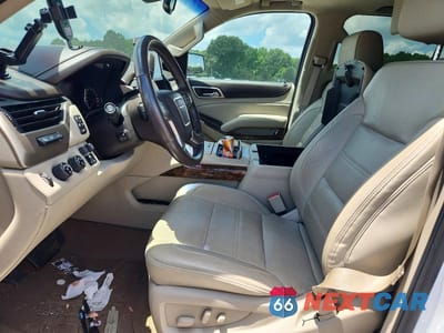 Zdjęcie 7 z 12 samochodu: 2016 GMC YUKON XL DENALI VIN:1GKS2HKJ5GR249847 - miniatura
