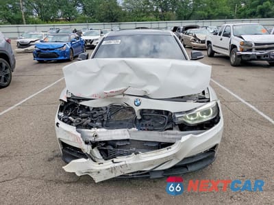 Piąte zdjęcie samochodu w środku: 2013 BMW 328 XI SULEV VIN:WBA3B5G58DNS01253 - miniatura