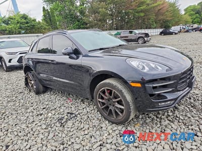 Czwarte zdjęcie samochodu z boku: 2015 PORSCHE MACAN TURBO VIN:WP1AF2A58FLB98180 - miniatura